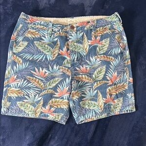 Hollister Blue Tropical Leaf Print Flat Front Shorts